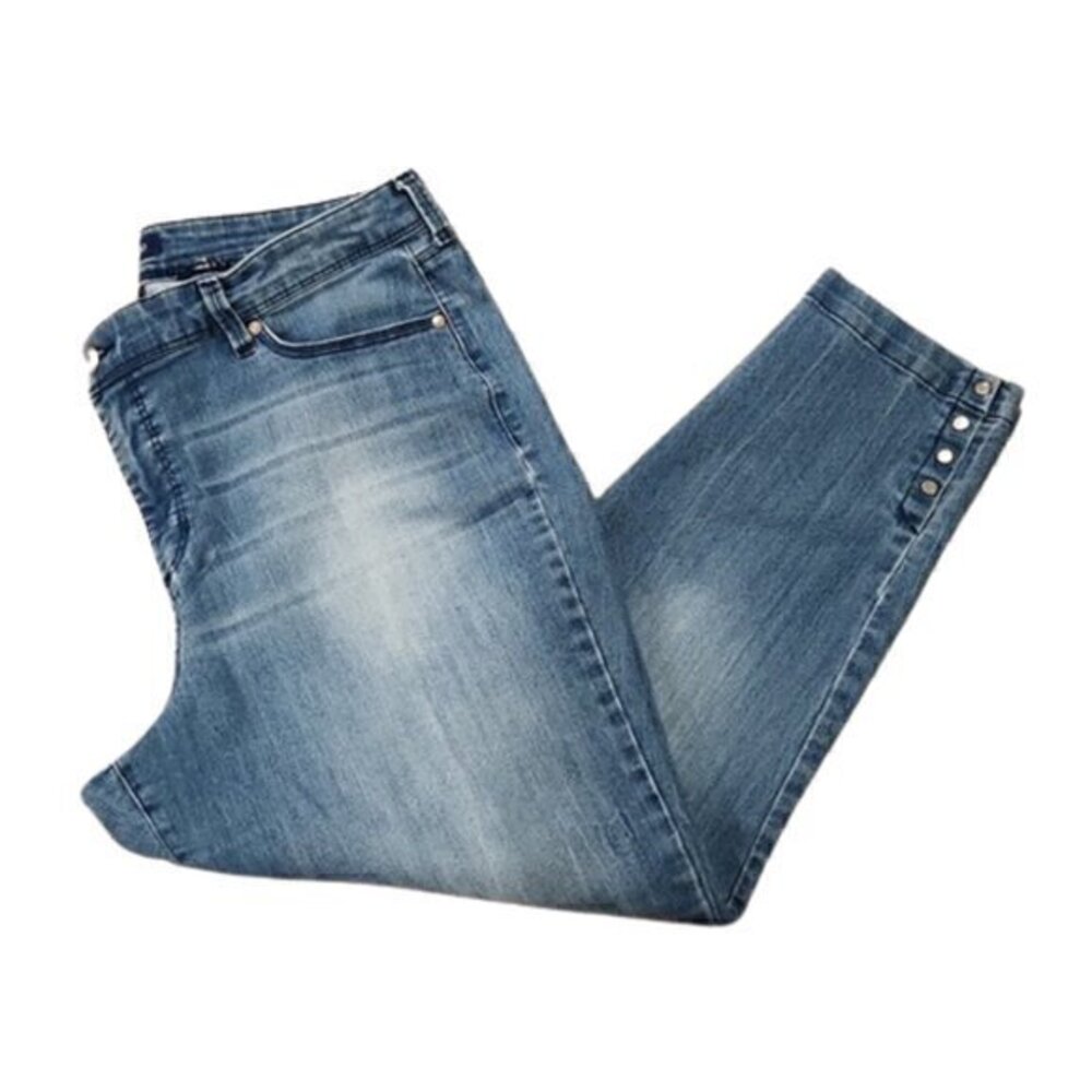 [Bandolino] Lisabeth Curvy Skinny Crop - Size 16